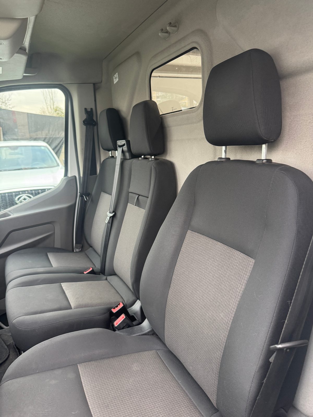 FORD TRANSIT 4X2 2.0 2024 8