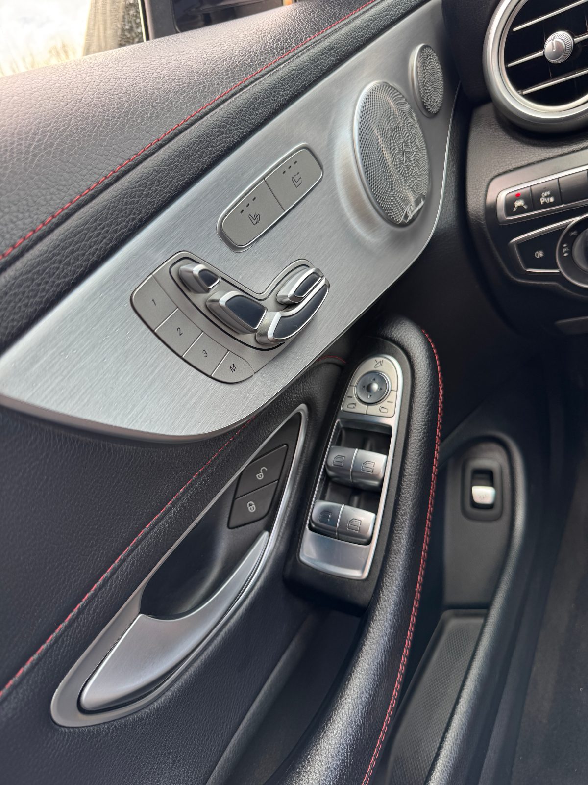 MERCEDEZ BENZ C43 AMG CABRIOLET 2018 10
